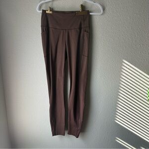 Mondetta Brown High-Waisted Leggings with Tapered Fit